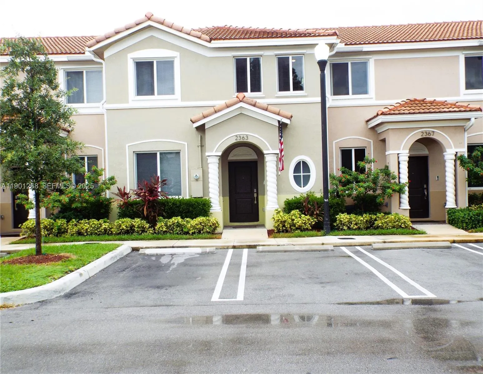 Foto de propiedad en 2363 SE 11th Street, Homestead, FL 33035 Homestead con MLS# 