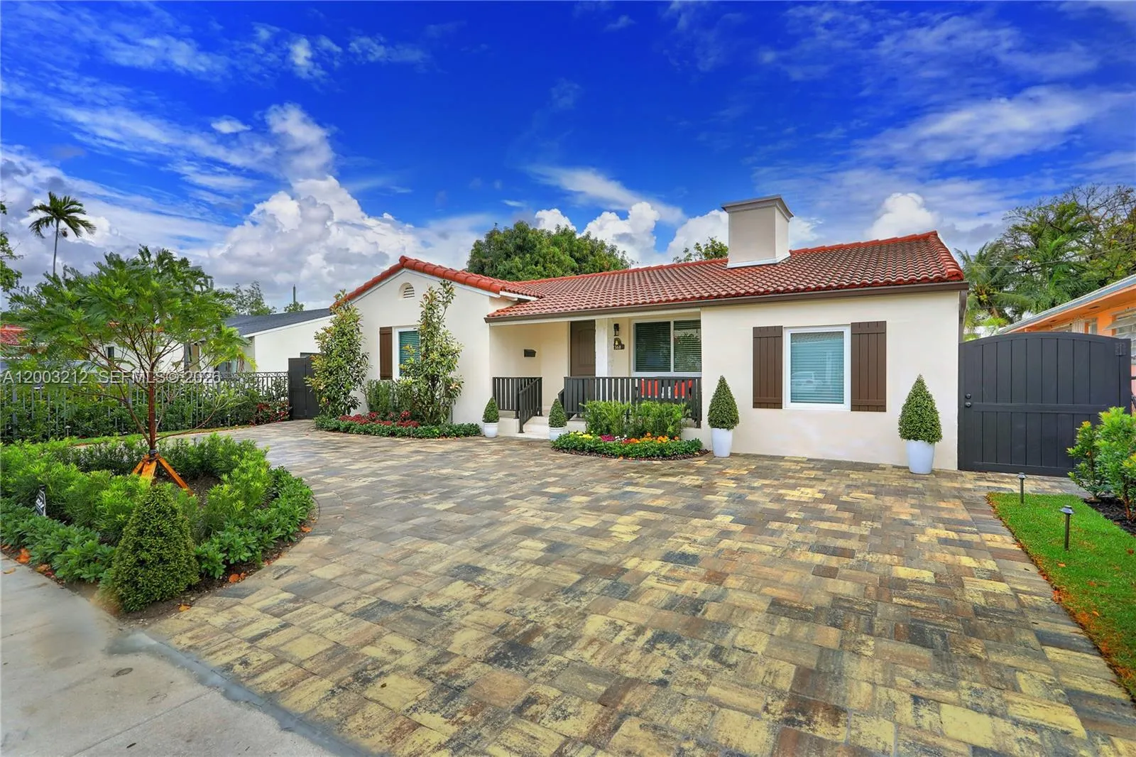 En Renta 2368 SW 21st Street Side, Miami, FL 33145, Miami, FL 33145