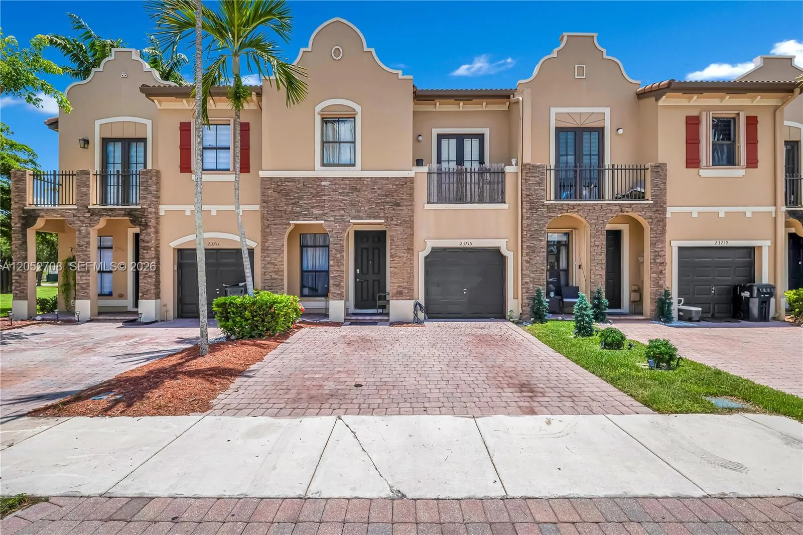 Foto de propiedad en 23715 SW 114th Place, Homestead, FL 33032 Homestead con MLS# 