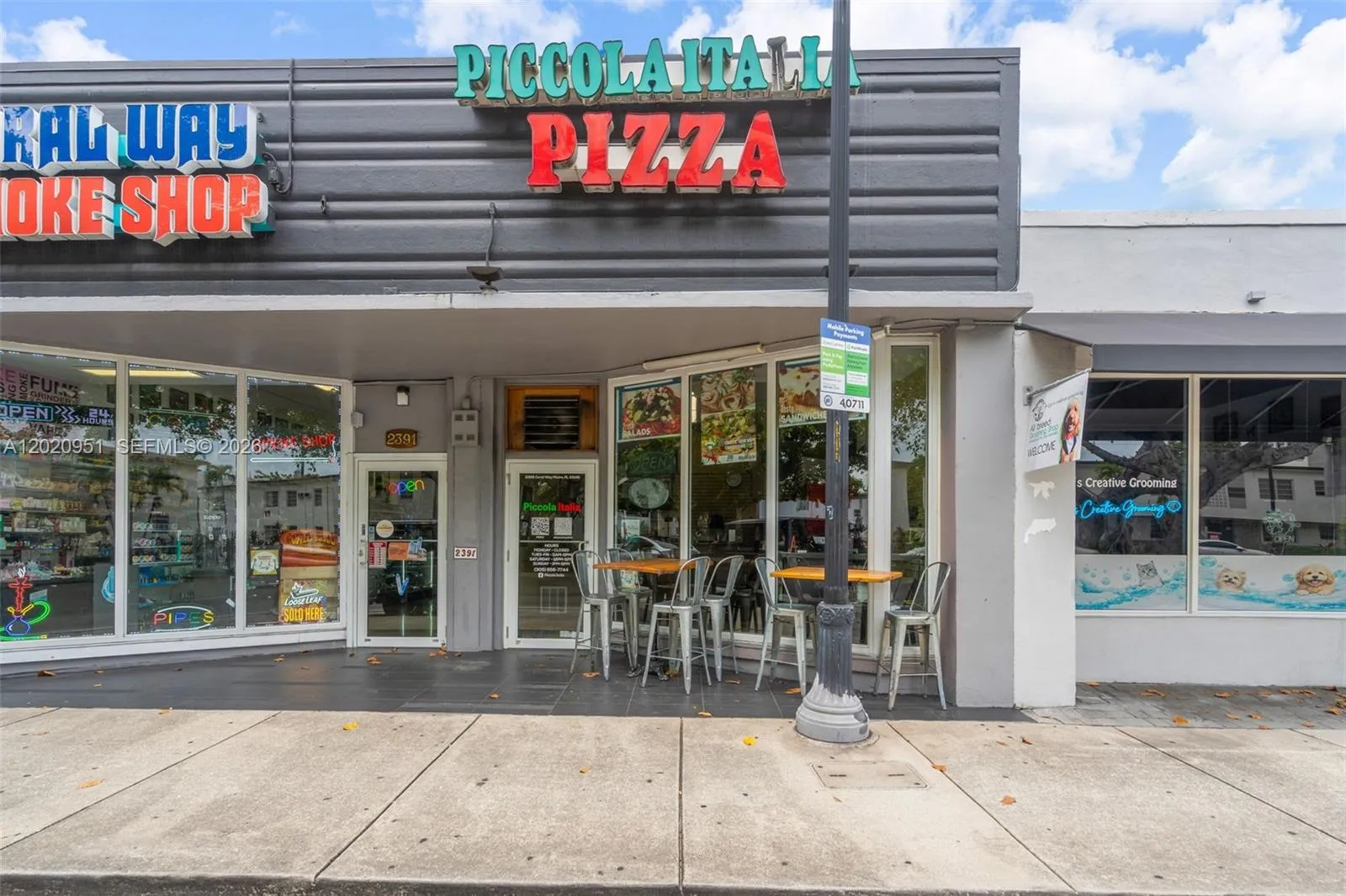Foto de propiedad en 2389 SW 22nd Street, Miami, FL 33145 Miami con MLS# 