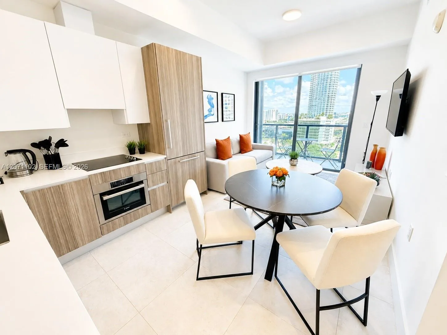 Foto de propiedad en 239 SW 9 Street 1504, Miami, FL 33130 Miami con MLS# 
