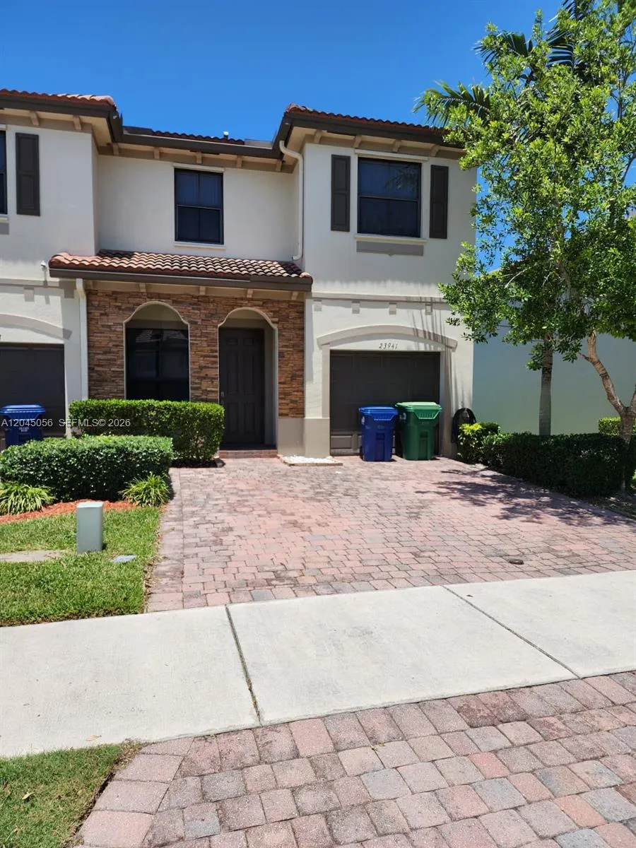 Alquilada 23941 SW 118th Avenue, Homestead, FL 33032, Homestead, FL 33032