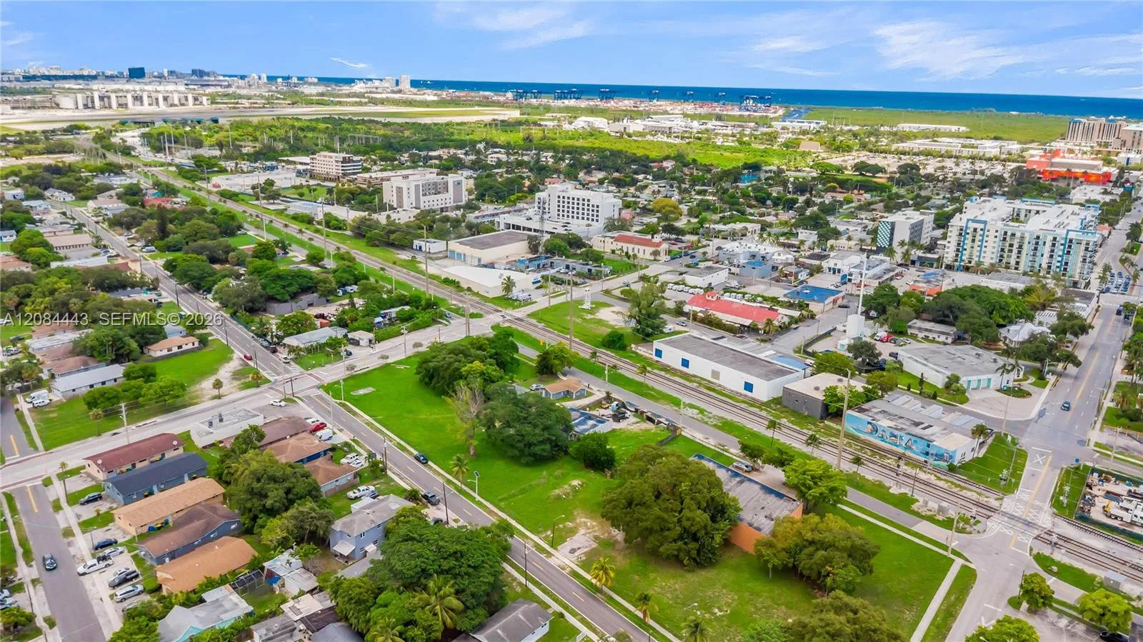 En Renta 24 NW 5th Avenue, Dania Beach, FL 33004, Dania Beach, FL 33004