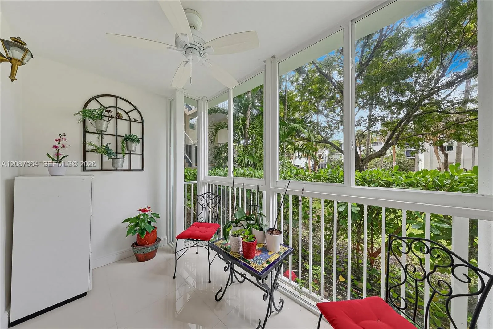En Venta 240 Galen Drive 110, Key Biscayne, FL 33149, Key Biscayne, FL 33149