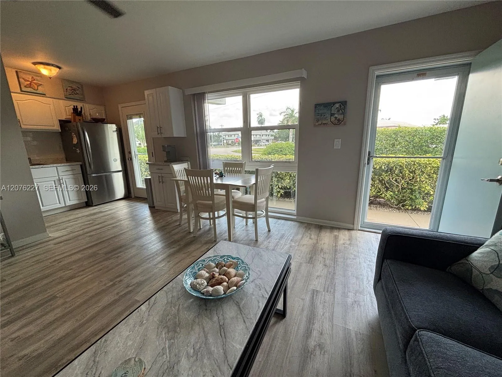 Foto de propiedad en 240 N Collier Boulevard A1, Marco Island, FL 34145 Marco Island con MLS# 