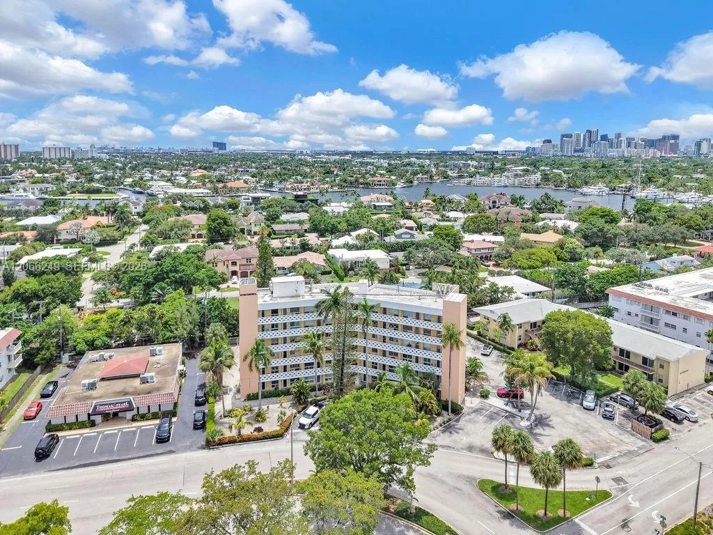 En Venta 2400 NE 9th Street 201, Fort Lauderdale, FL 33304, Fort Lauderdale, FL 33304