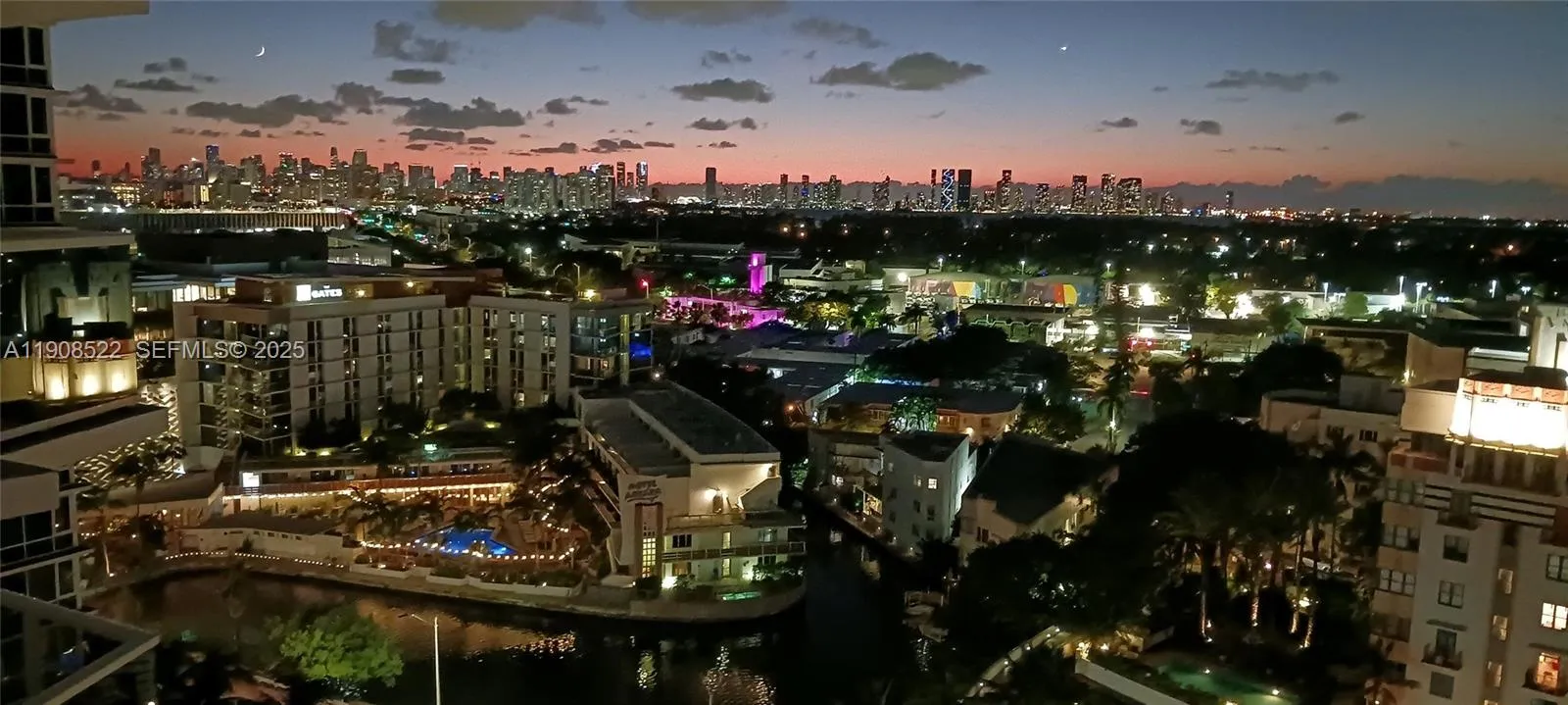 Foto de propiedad en 2401 Collins Avenue 1708, Miami Beach, FL 33140 Miami Beach con MLS# 