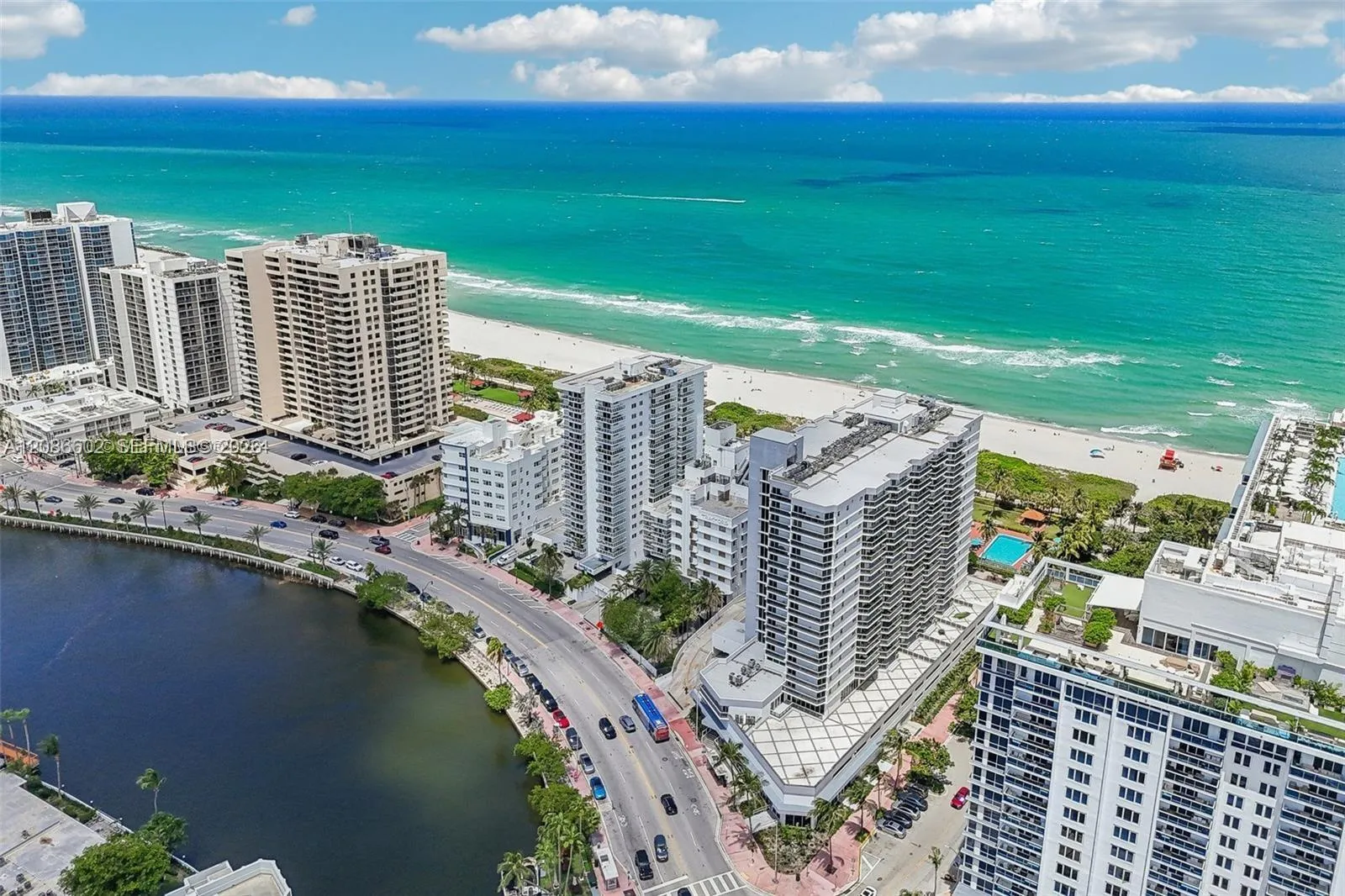 En Renta 2401 Collins Avenue 1801, Miami Beach, FL 33140, Miami Beach, FL 33140