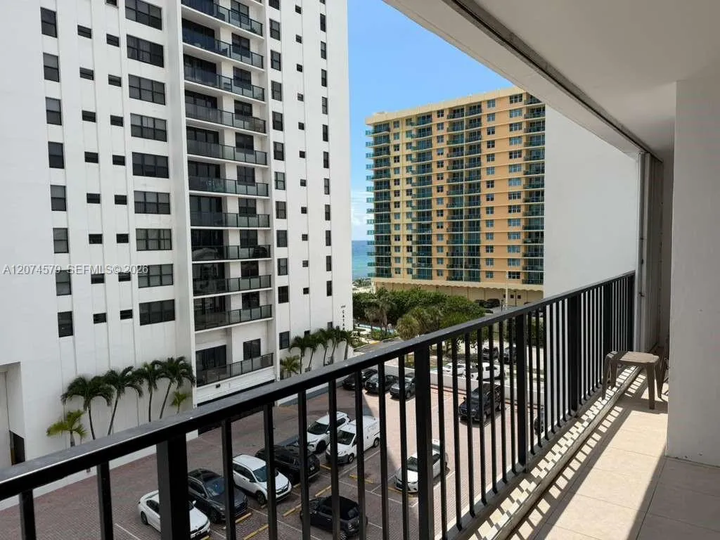 Foto de propiedad en 2401 S Ocean Drive 602, Hollywood, FL 33019 Hollywood con MLS#