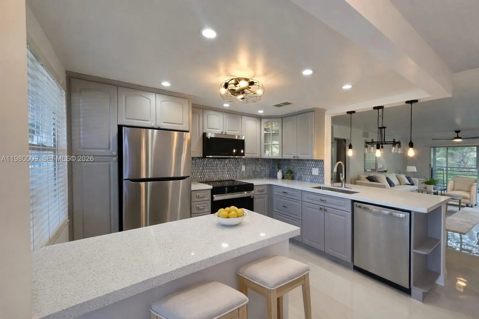 Foto de propiedad en 2403 Antigua Circle L2, Coconut Creek, FL 33066 Coconut Creek con MLS# 