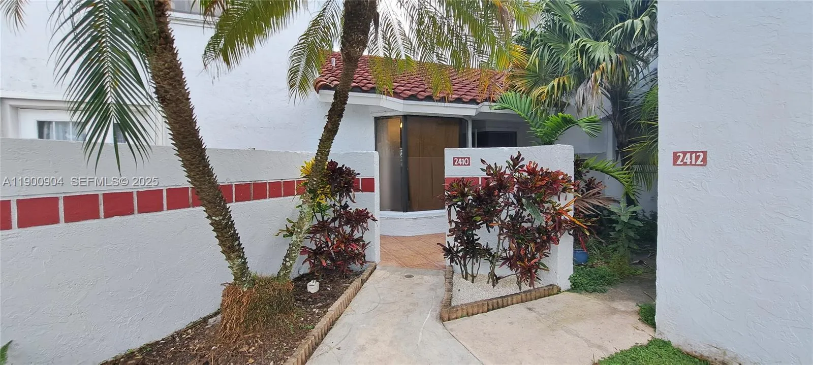 Foto de propiedad en 2410 San Remo Circle, Homestead, FL 33035 Homestead con MLS# 