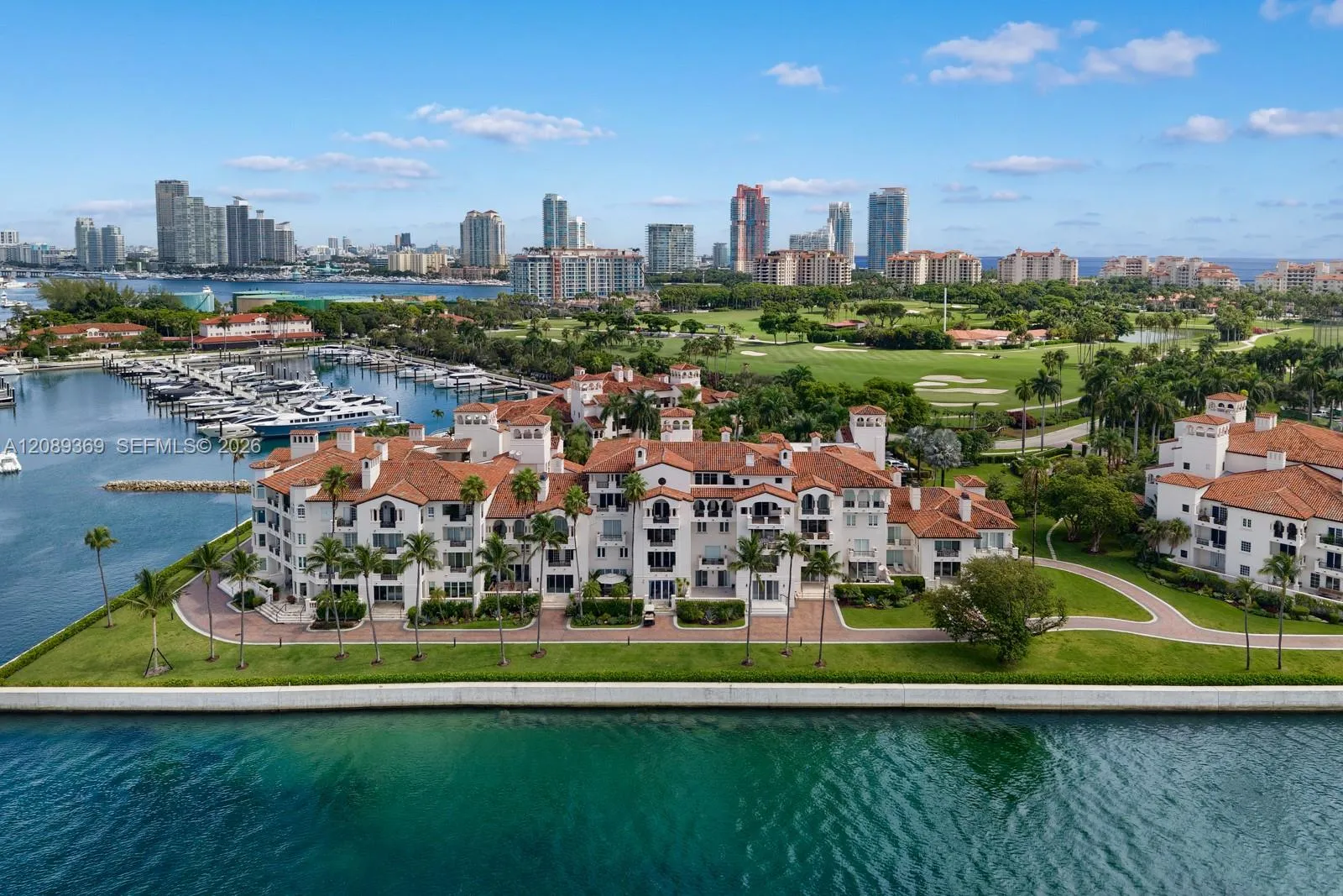 En Venta 2412 Fisher Island Drive 5102, Miami Beach, FL 33109, Miami Beach, FL 33109