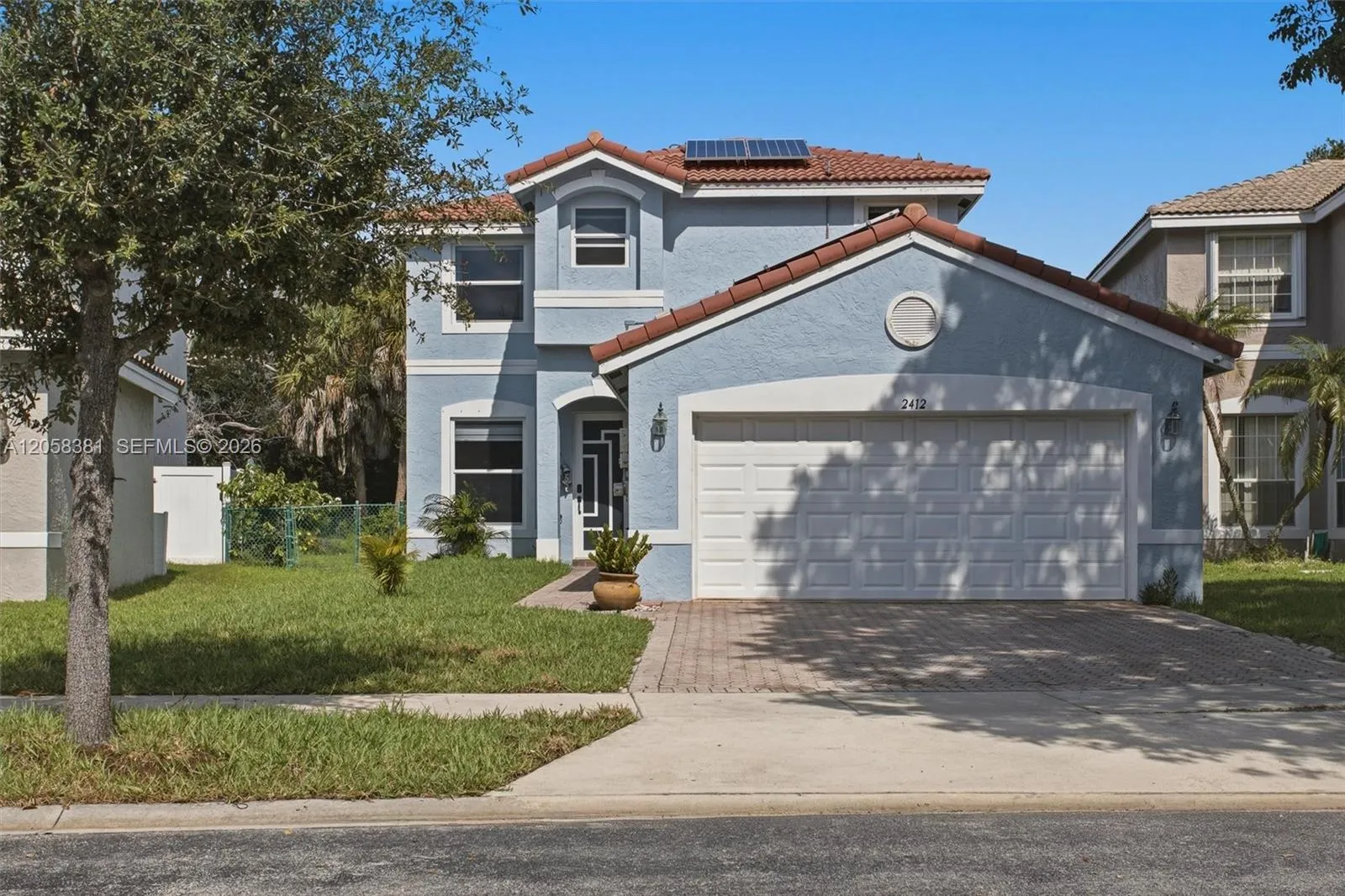 Foto de propiedad en 2412 SW 164th Avenue, Miramar, FL 33027 Miramar con MLS# 