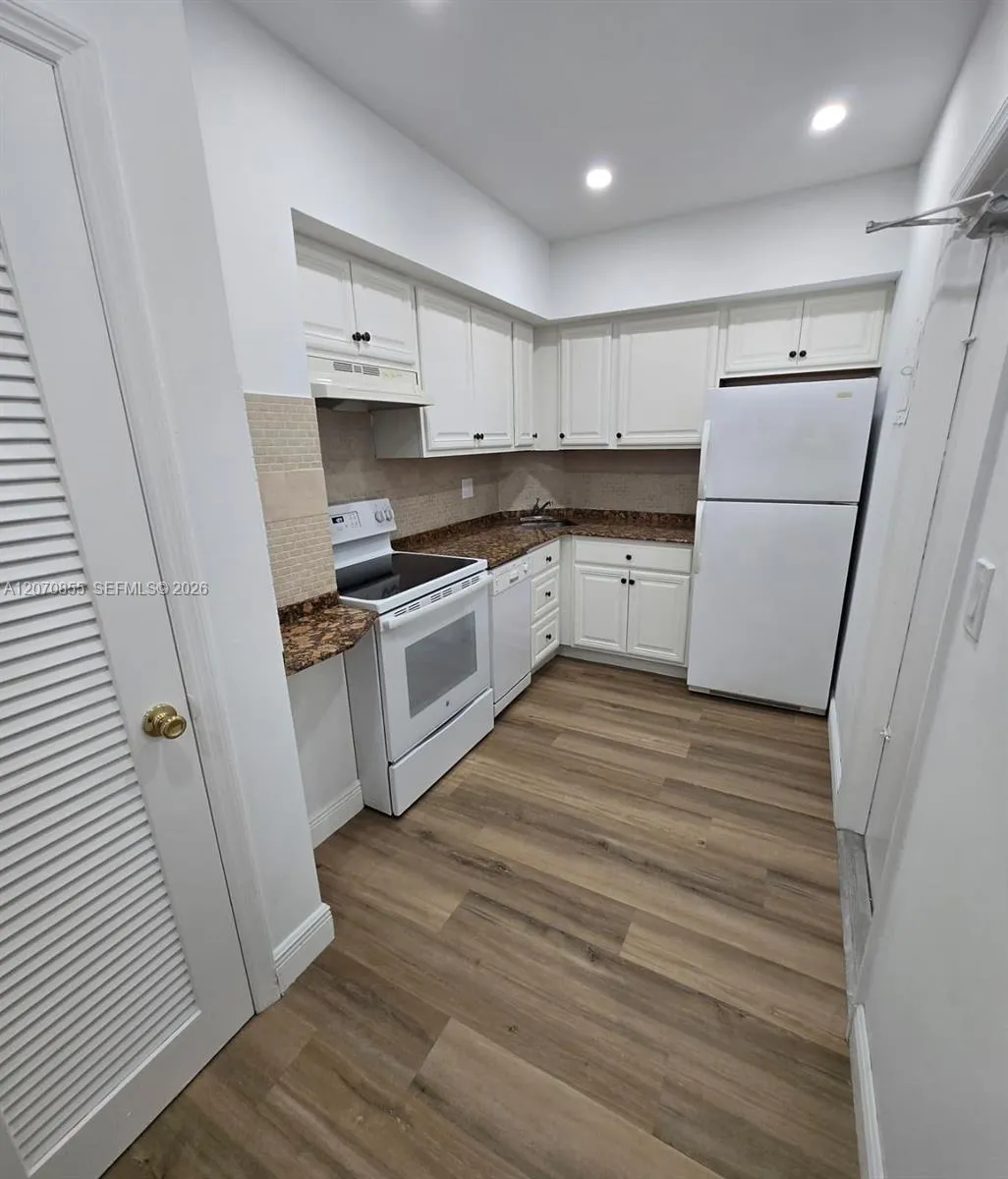 En Venta 2424 SE 17th Causeway 110B, Fort Lauderdale, FL 33316, Fort Lauderdale, FL 33316