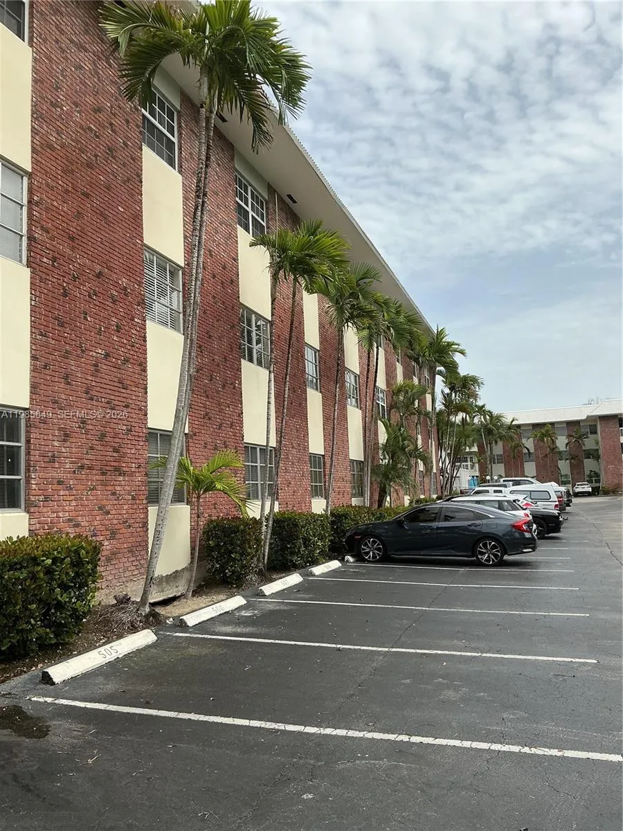 En Venta 2424 SE 17th Causeway 111B, Fort Lauderdale, FL 33316, Fort Lauderdale, FL 33316