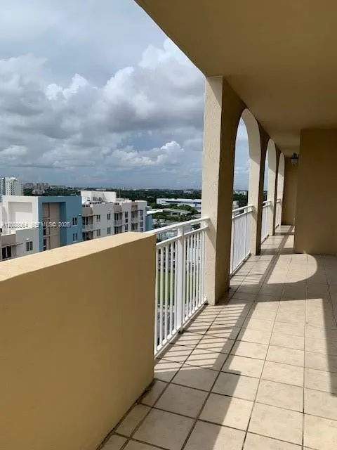 En Renta 2425 SW 27th Avenue 1406, Miami, FL 33145, Miami, FL 33145