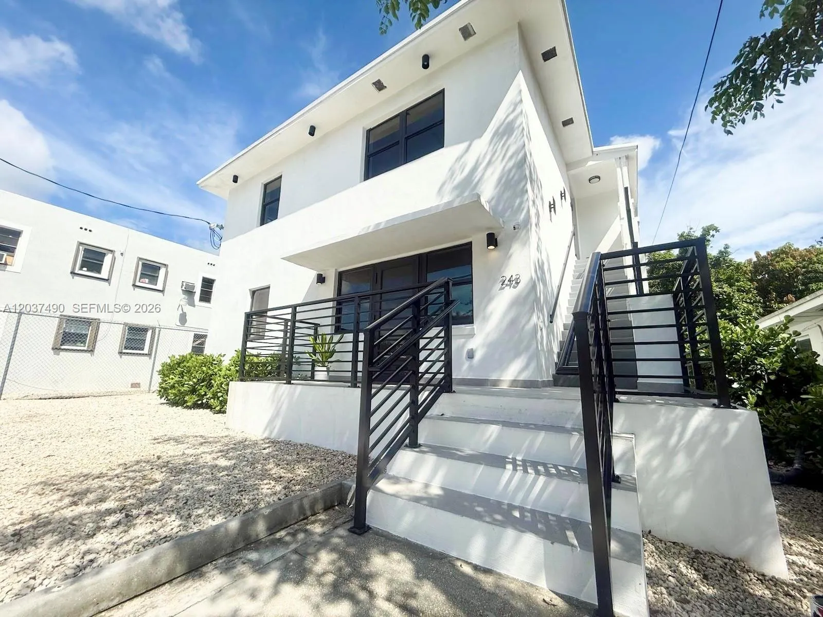 En Venta 243 NW 32nd Street, Miami, FL 33127, Miami, FL 33127