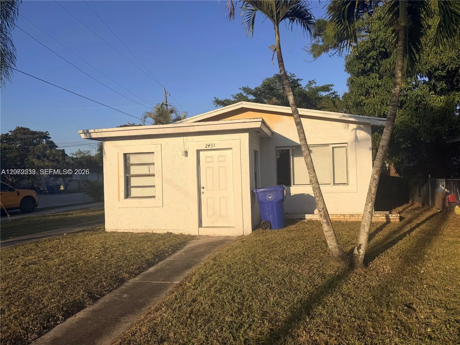Foto de propiedad en 2431 NW 9th Street, Fort Lauderdale, FL 33311 Fort Lauderdale con MLS# 