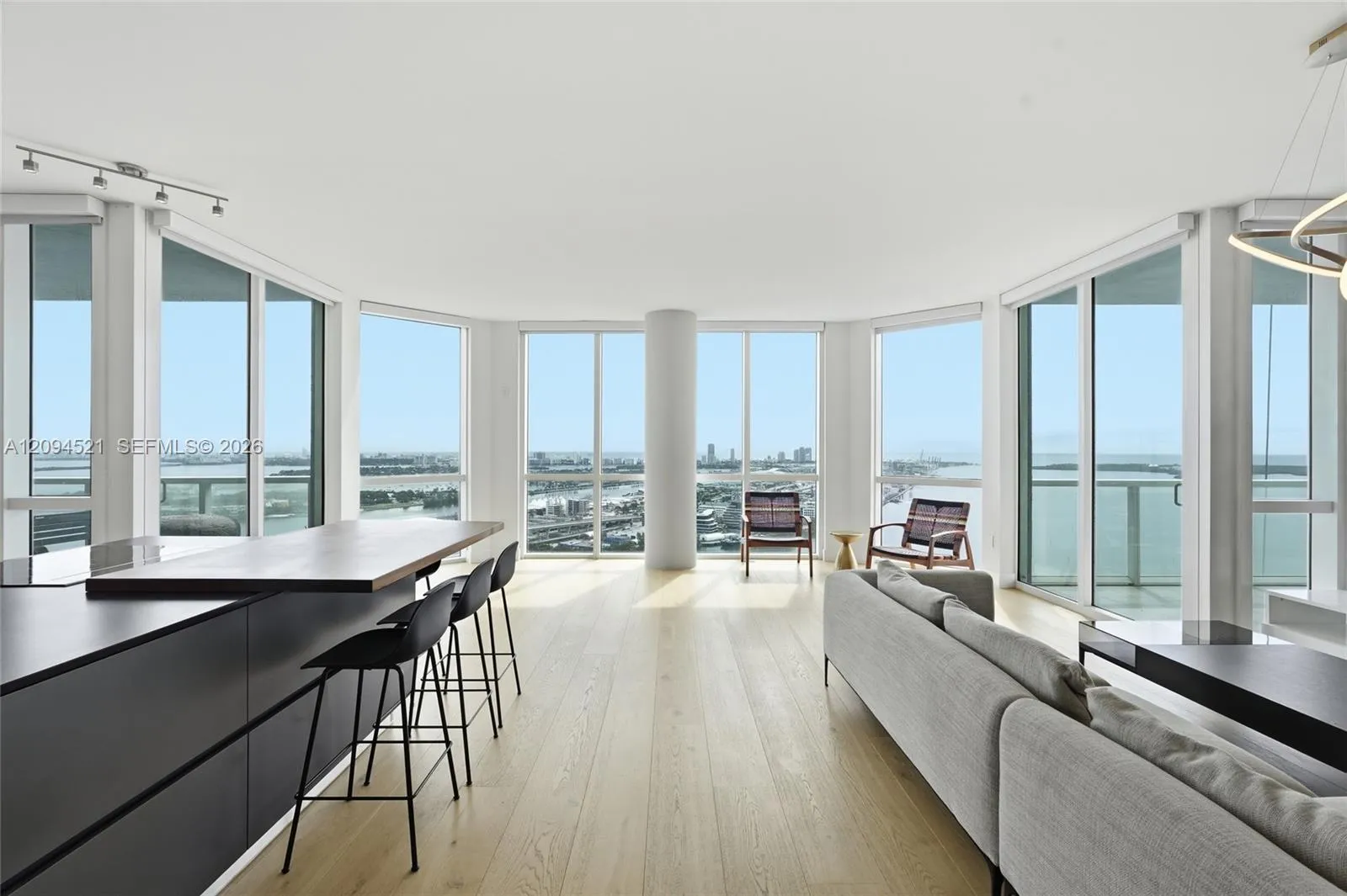 En Venta 244 Biscayne Boulevard 4103, Miami, FL 33132, Miami, FL 33132