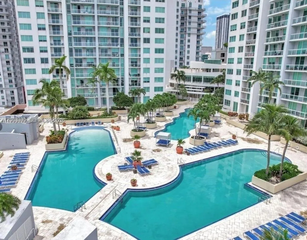 Foto de propiedad en 244 Biscayne Boulevard 440, Miami, FL 33132 Miami con MLS# 
