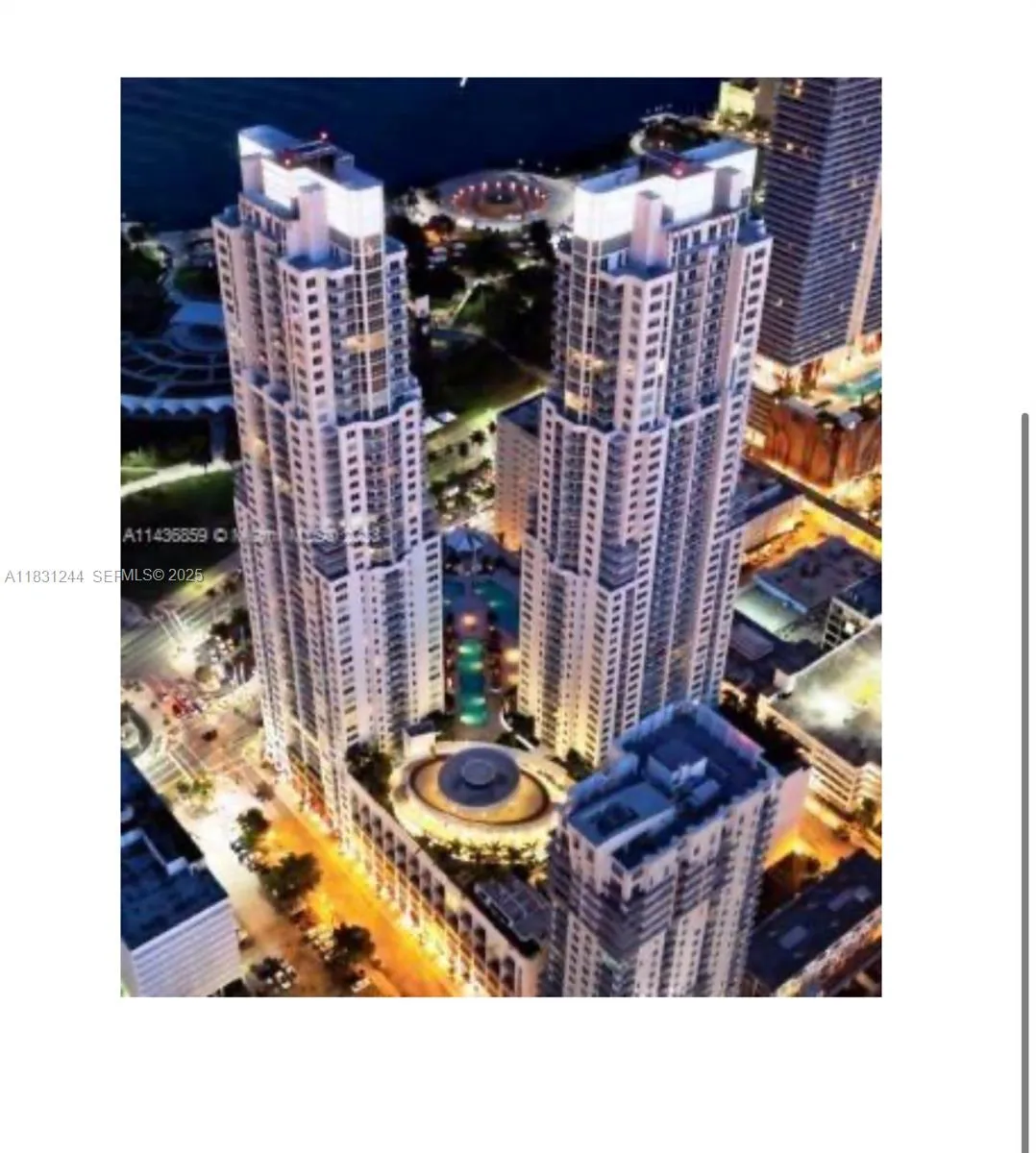 Foto de propiedad en 244 Biscayne Boulevard 908, Miami, FL 33132 Miami con MLS# 