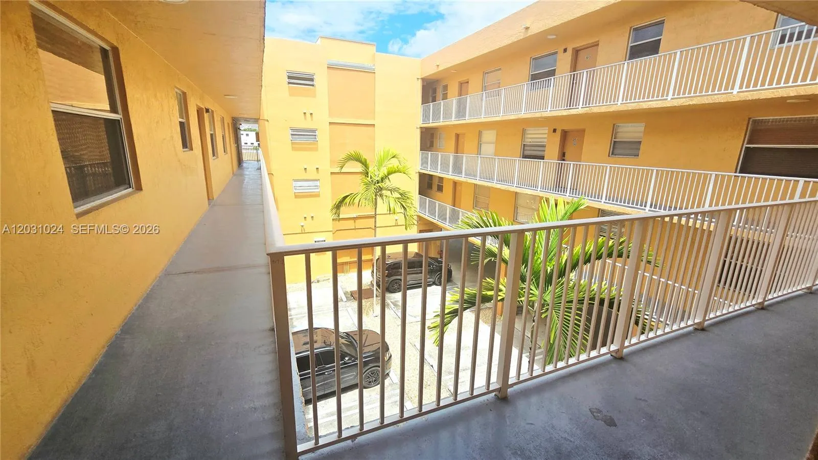 En Venta 2441 SW 31st Avenue 207, Miami, FL 33145, Miami, FL 33145