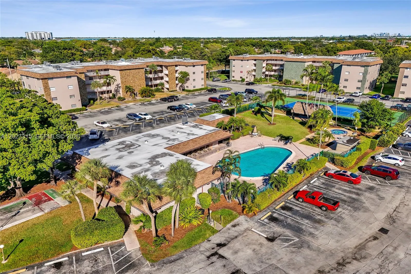 Foto de propiedad en 2441 SW 82nd Avenue 205, Davie, FL 33324 Davie con MLS# 