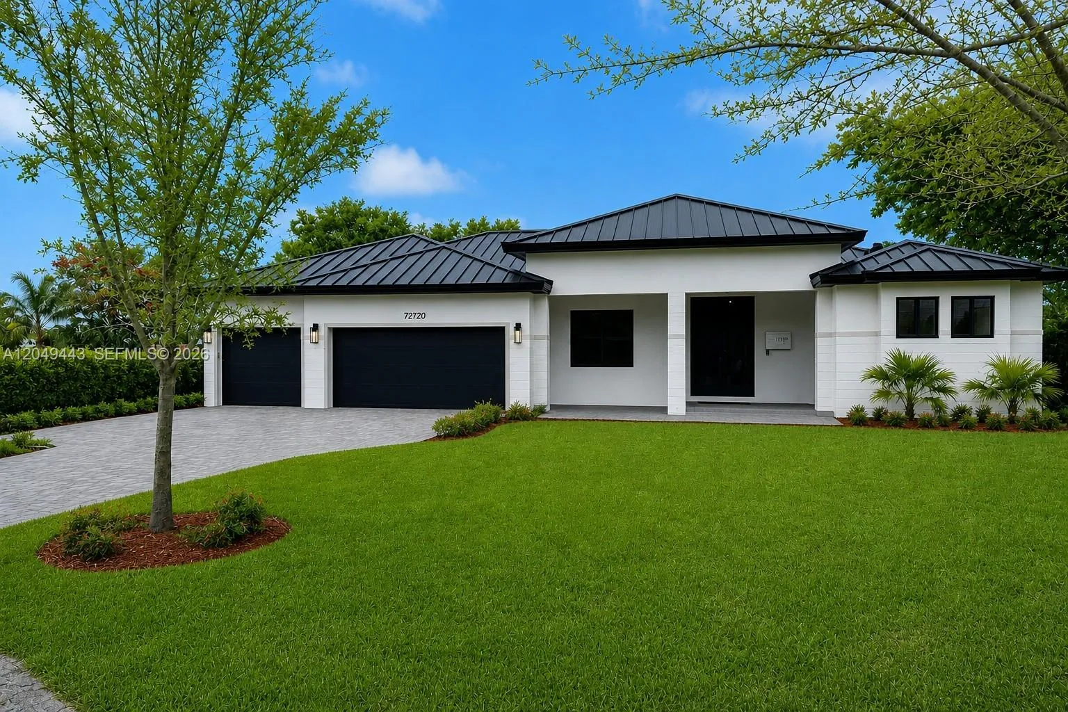 Foto de propiedad en 24440 SW 209th Place, Homestead, FL 33031 Homestead con MLS# 