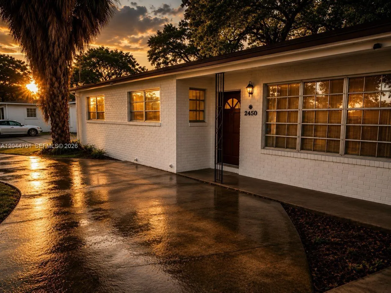 Foto de propiedad en 2450 NW 168th Street 2450, Miami Gardens, FL 33056 Miami Gardens con MLS# 