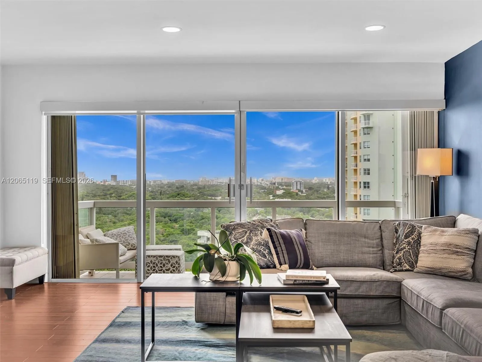 Foto de propiedad en 2451 S Brickell Avenue 20M, Miami, FL 33129 Miami con MLS# 