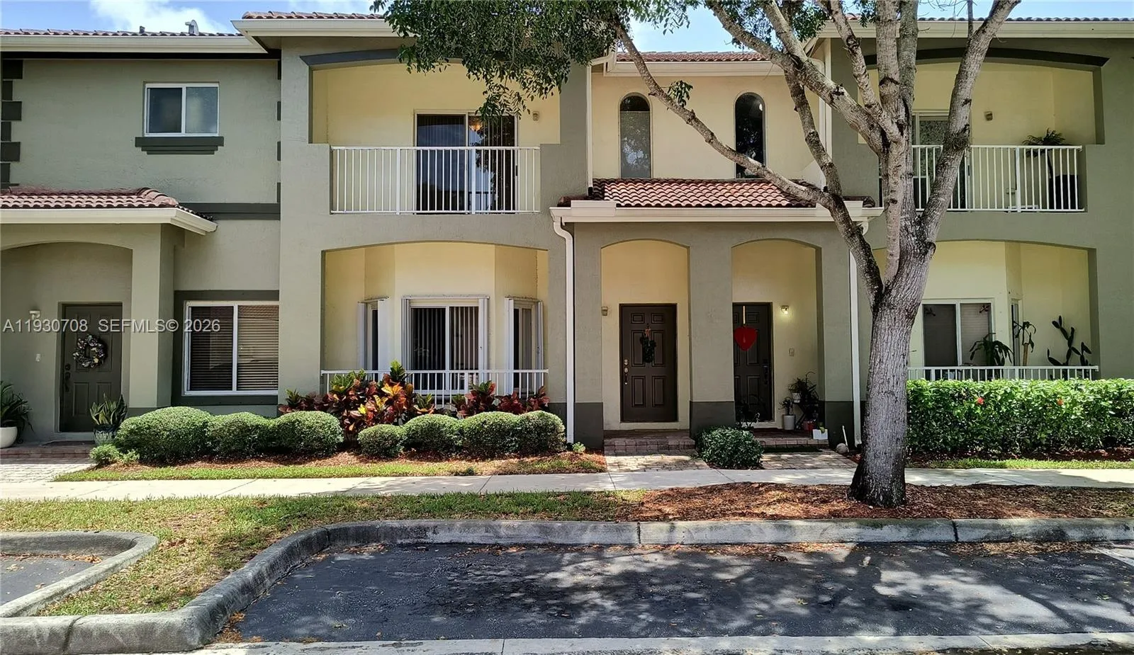 Foto de propiedad en 2452 SE 19th Court, Homestead, FL 33035 Homestead con MLS# 