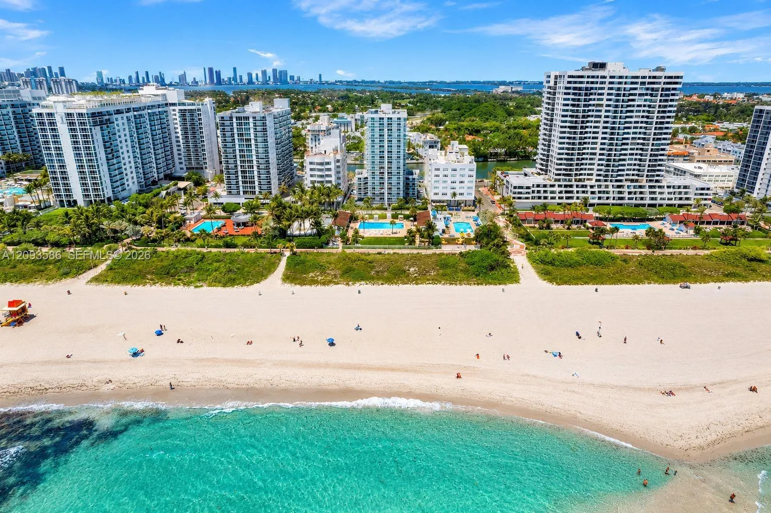 En Venta 2457 Collins Avenue 1502, Miami Beach, FL 33140, Miami Beach, FL 33140