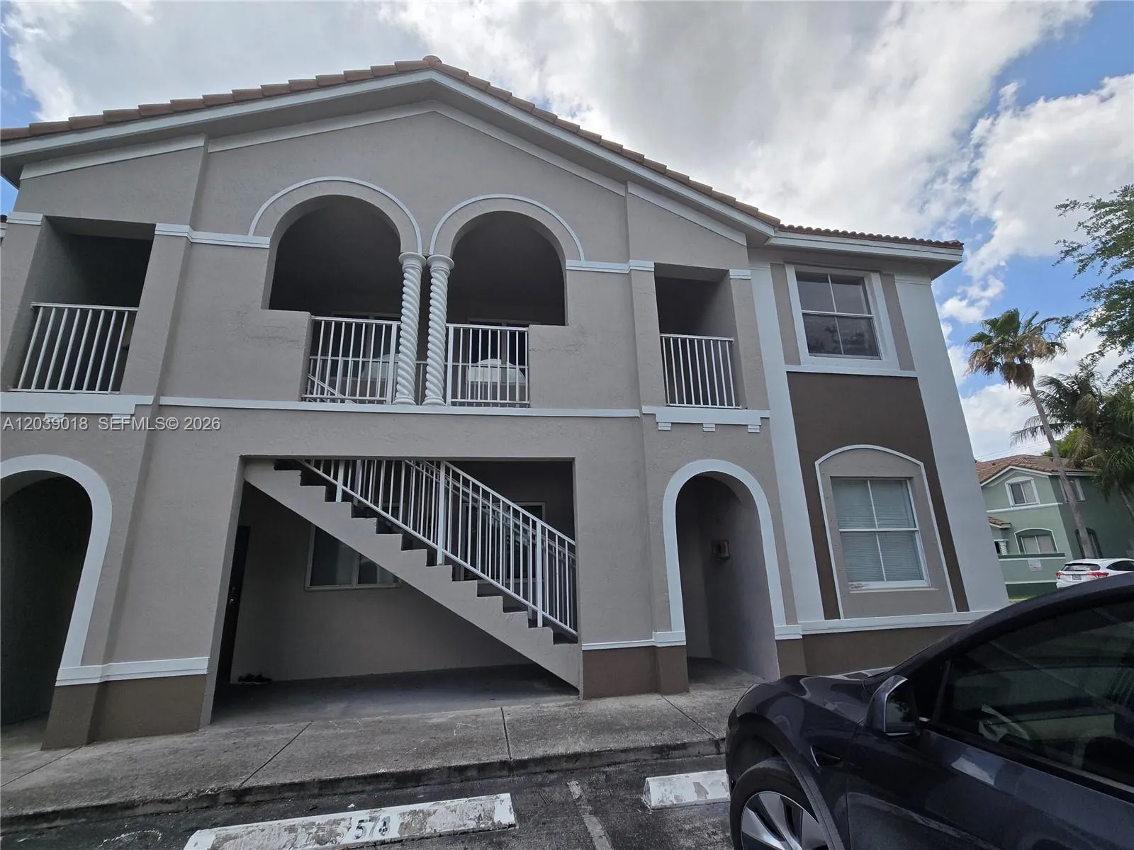 Foto de propiedad en 2460 SE 16th Terrace 200, Homestead, FL 33035 Homestead con MLS# 