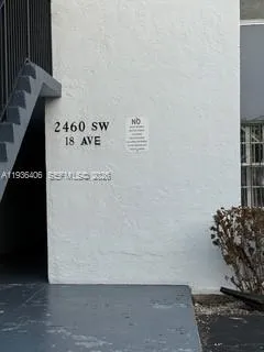 Foto de propiedad en 2460 SW 18th Avenue 1211, Miami, FL 33145 Miami con MLS# 