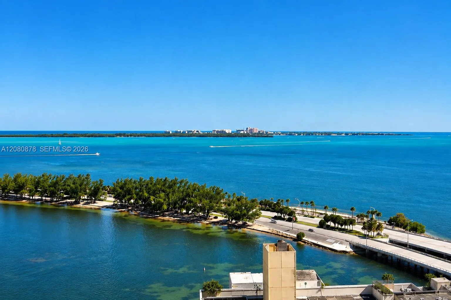 Foto de propiedad en 2475 Brickell Avenue 1202, Miami, FL 33129 Miami con MLS# 