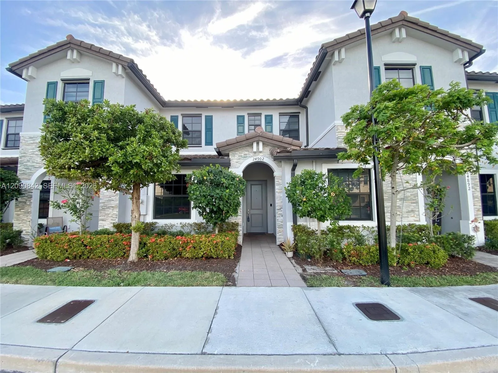 Foto de propiedad en 24902 SW 114th Avenue, Homestead, FL 33032 Homestead con MLS# 