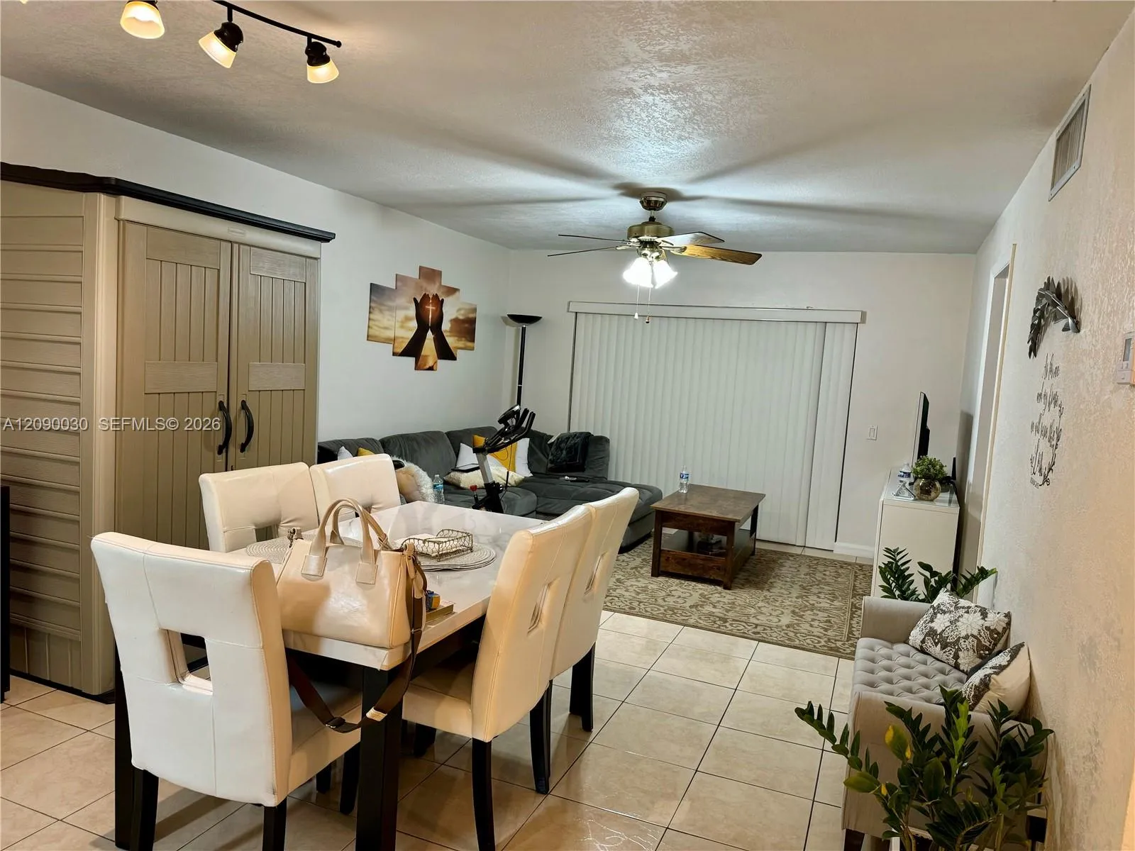 En Venta 2491 SW 82nd Avenue 109, Davie, FL 33324, Davie, FL 33324