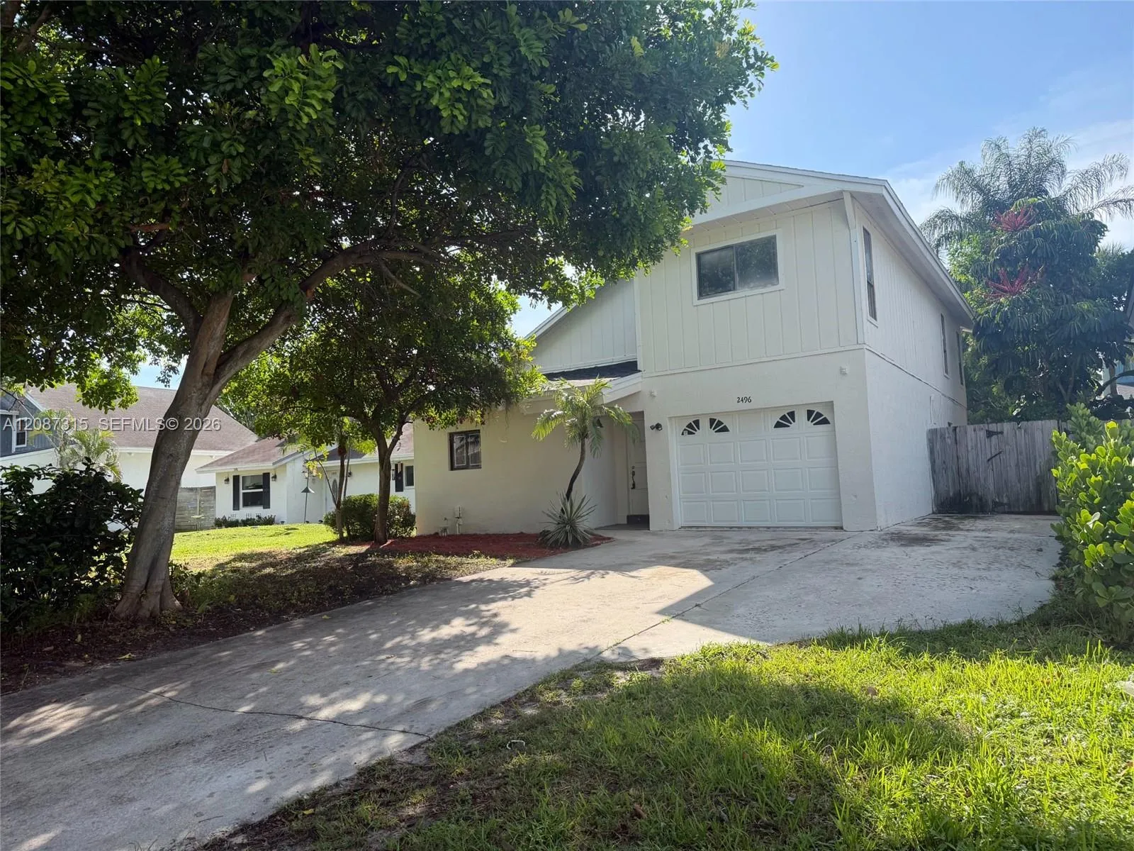 En Venta 2496 Douglas Avenue, Delray Beach, FL 33444, Delray Beach, FL 33444