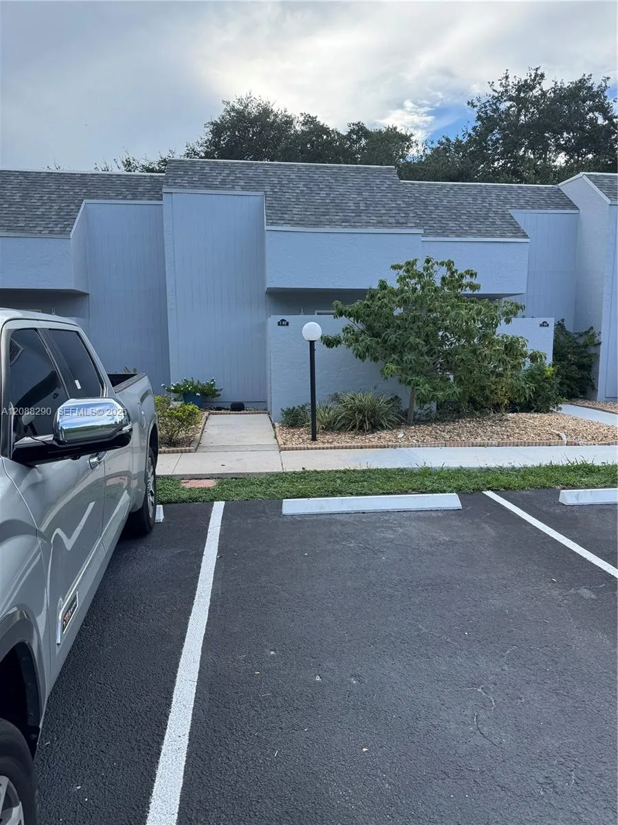 En Renta 25 Deer Creek Road C102, Deerfield Beach, FL 33442, Deerfield Beach, FL 33442