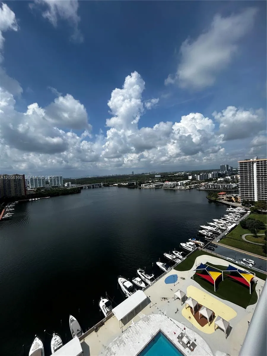 Foto de propiedad en 250 174th Street 2102, Sunny Isles Beach, FL 33160 Sunny Isles Beach con MLS#