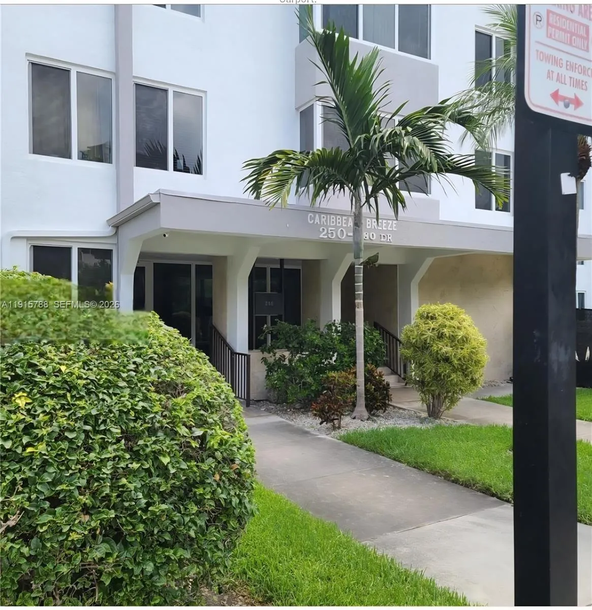 Foto de propiedad en 250 180th Drive 510, Sunny Isles Beach, FL 33160 Sunny Isles Beach con MLS# 