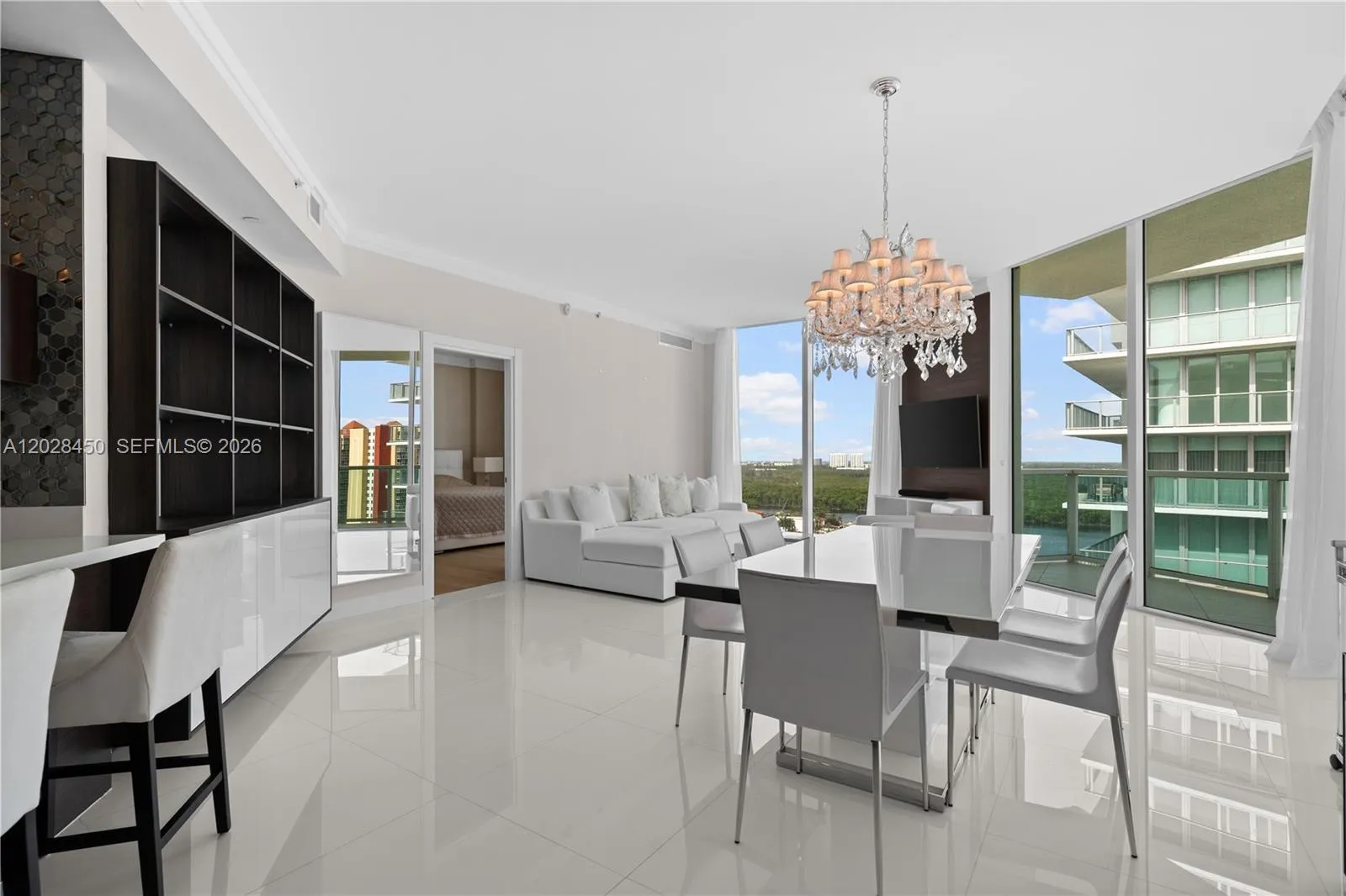 Foto de propiedad en 250 Sunny Isles Boulevard 3-TS4, Sunny Isles Beach, FL 33160 Sunny Isles Beach con MLS#