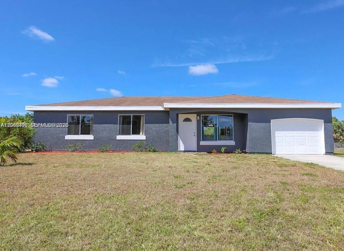 En Venta 250 SW Homeland Road, Port St. Lucie, FL 34953, Port St. Lucie, FL 34953