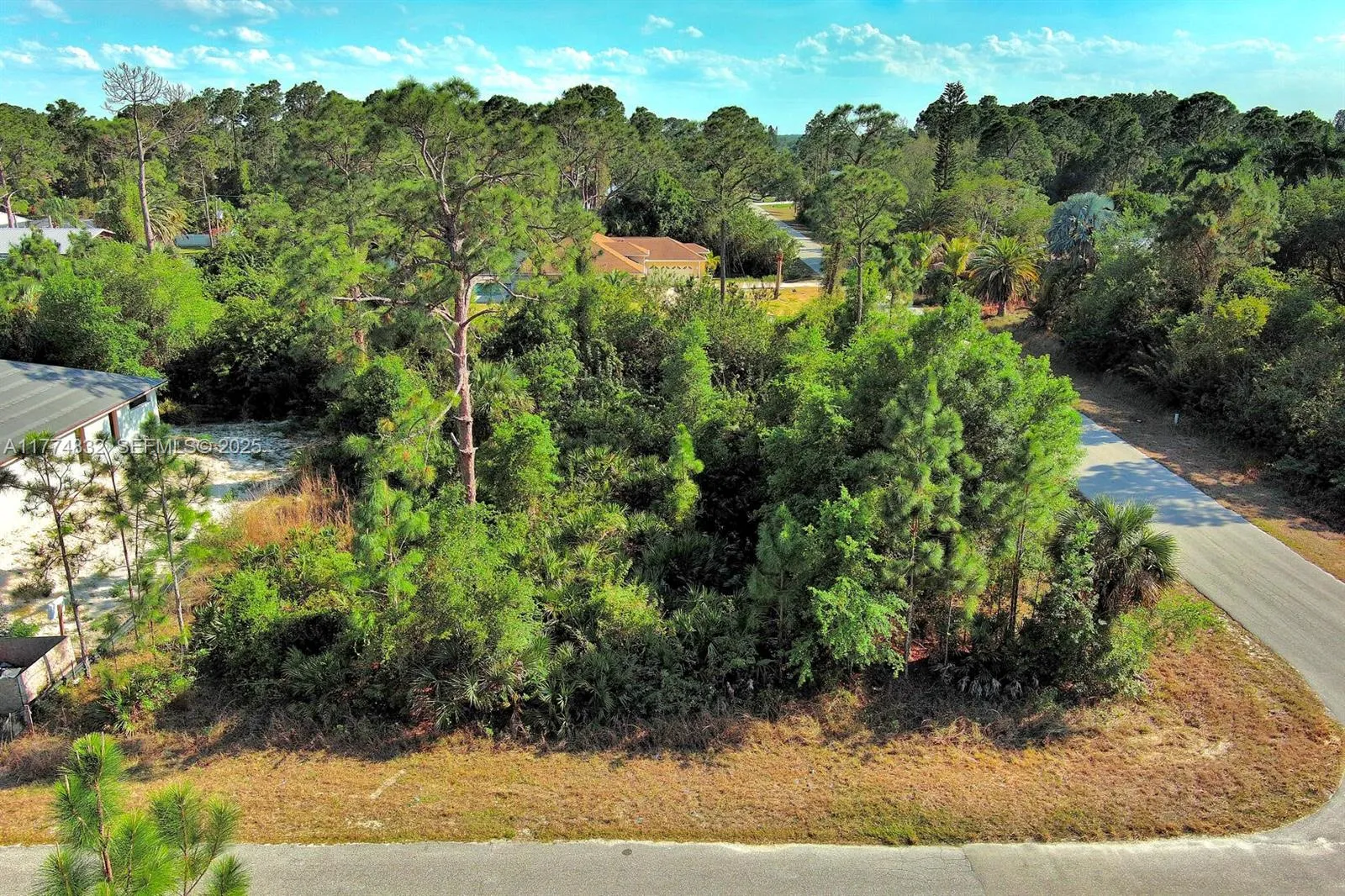 En Venta 2500 E 9th Street, Lehigh Acres, FL 33936, Lehigh Acres, FL 33936