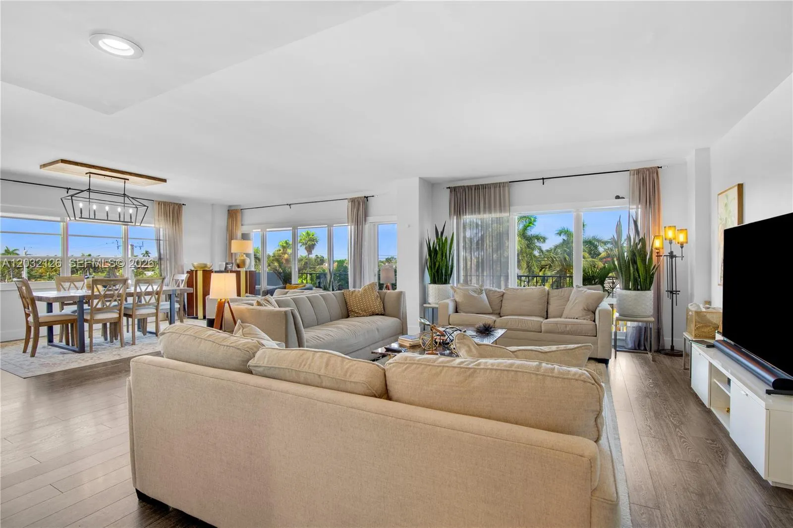 Foto de propiedad en 2500 E Las Olas Boulevard 408, Fort Lauderdale, FL 33301 Fort Lauderdale con MLS#
