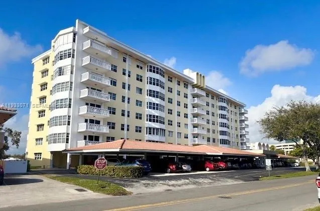 Foto de propiedad en 2500 NE 48th Lane 507, Fort Lauderdale, FL 33308 Fort Lauderdale con MLS#
