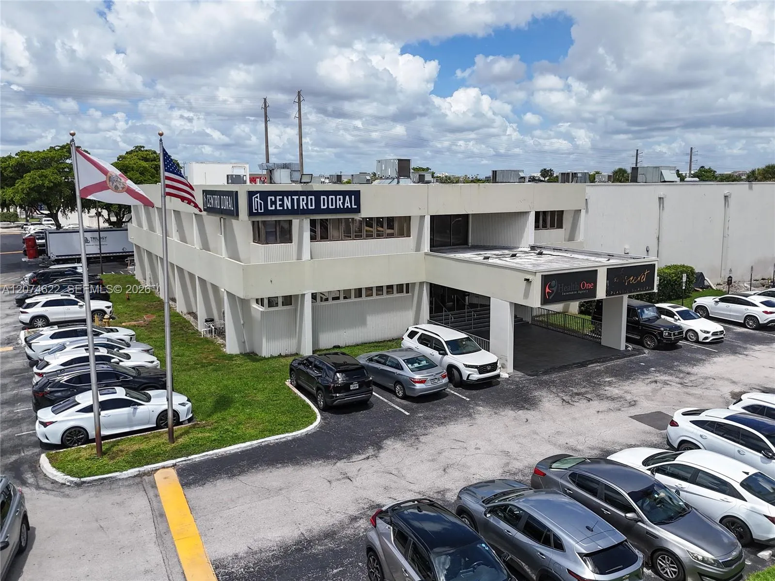 Foto de propiedad en 2500 NW 79th Avenue, Doral, FL 33122 Doral con MLS# 
