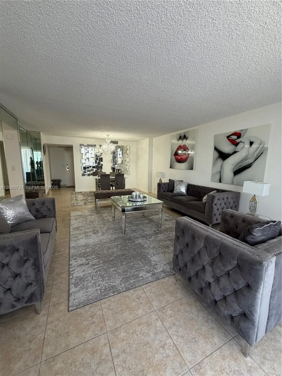 En Renta 2500 Parkview Drive 907, Hallandale Beach, FL 33009, Hallandale Beach, FL 33009
