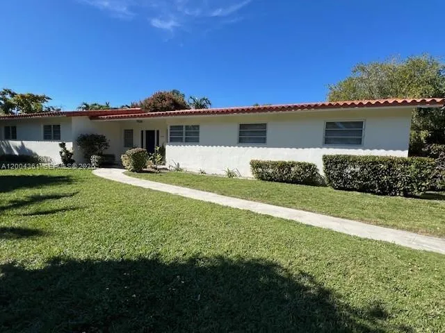 En Renta 2500 SW 58th Avenue, Miami, FL 33155, Miami, FL 33155