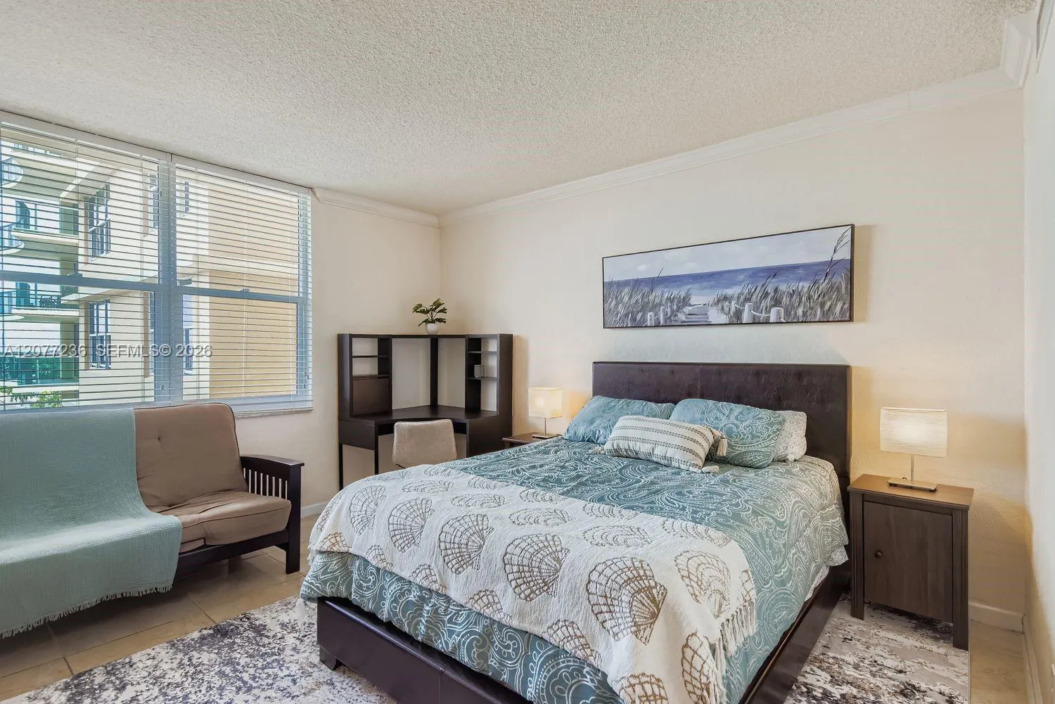 Foto de propiedad en 2501 S Ocean Drive 1032 (AVAILABLE NOV), Hollywood, FL 33019 Hollywood con MLS# 
